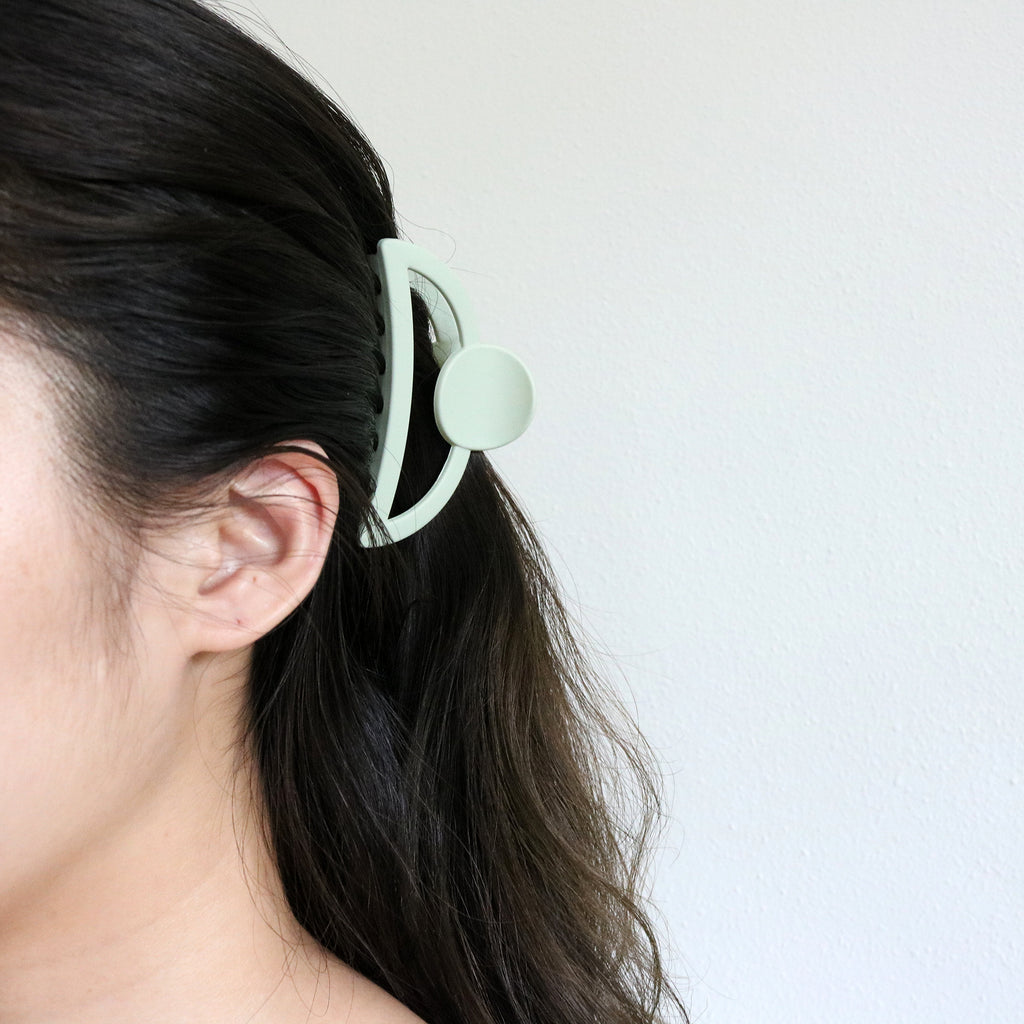Croissant Claw Clip in Pale Jade