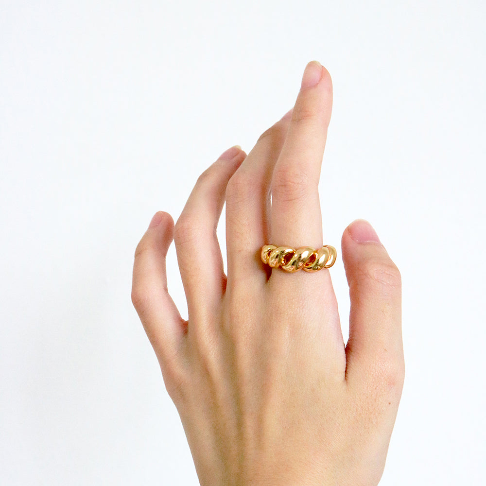 Coil Ring in Gold (Gold Plated)