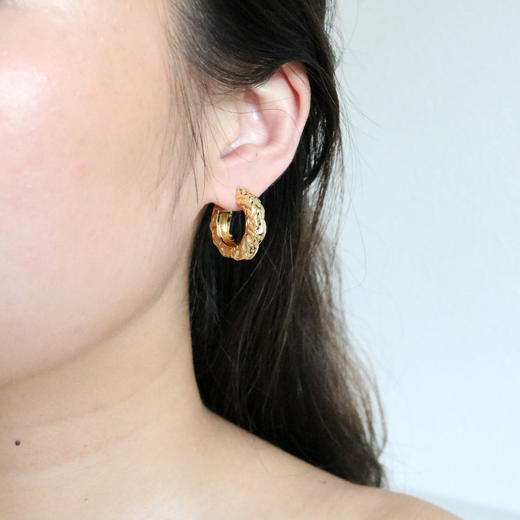 Crinkle Hoops (Gold Plated)