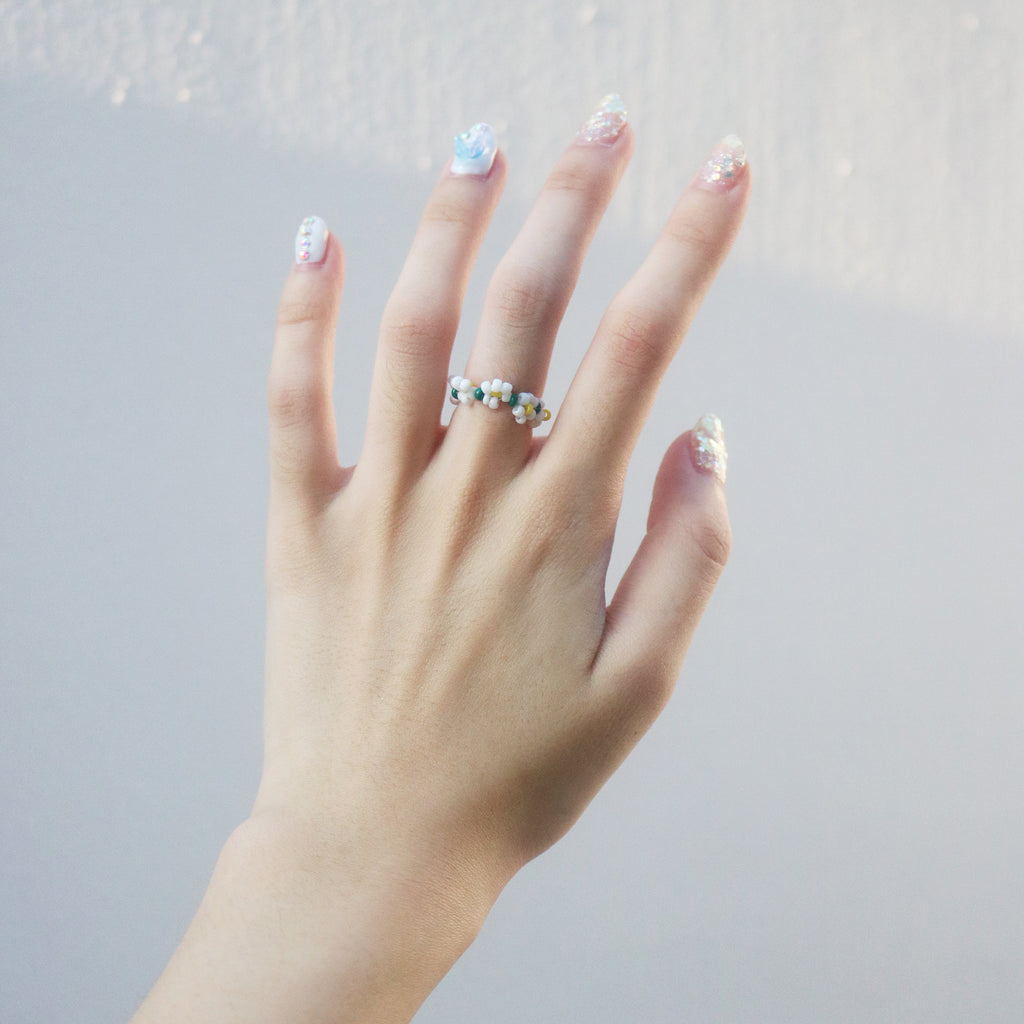 Garden Beaded Ring (White/Green)