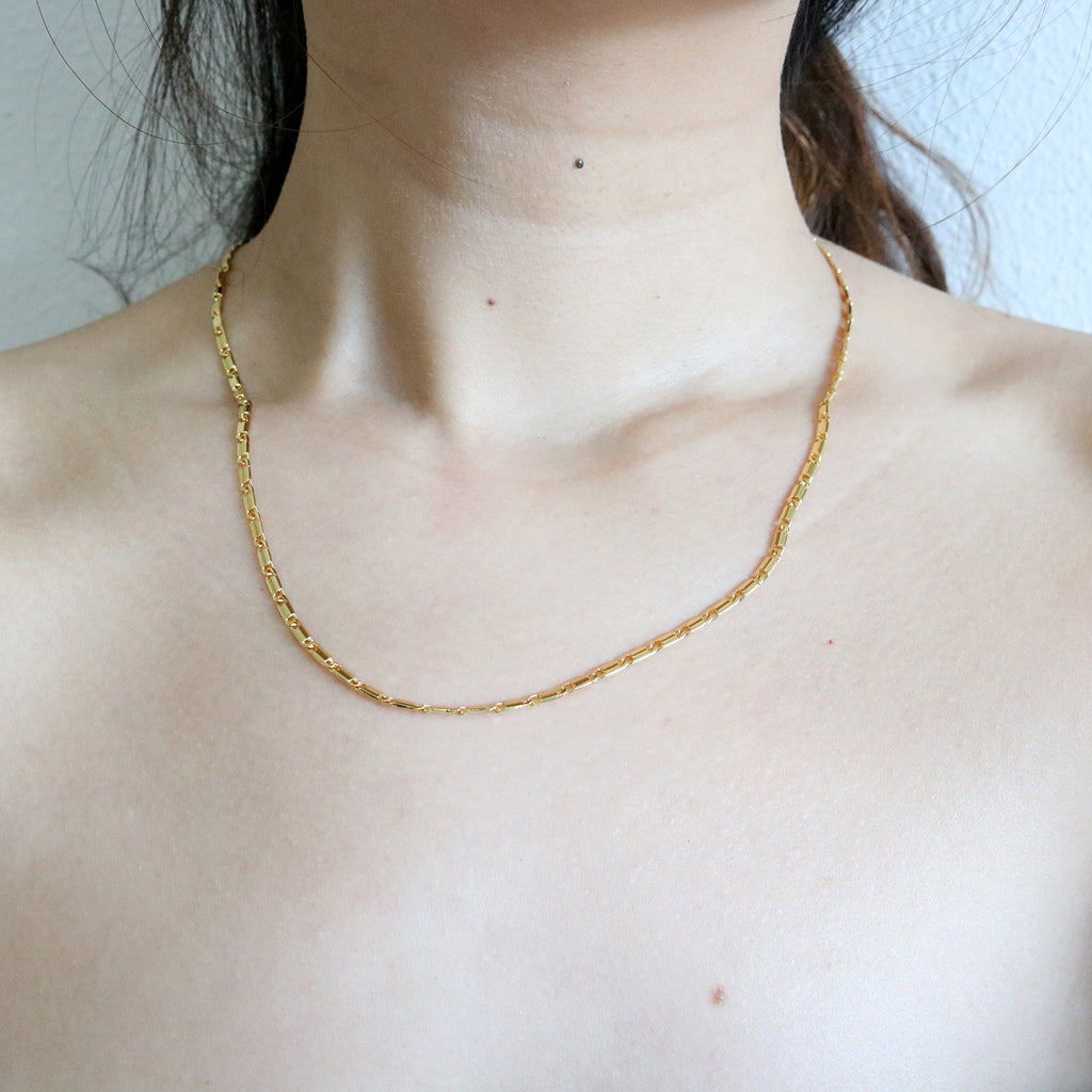 Minimal Necklace (18K Gold Plated)