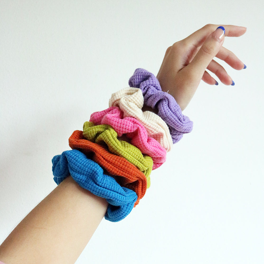 Knitted Scrunchie in Blue